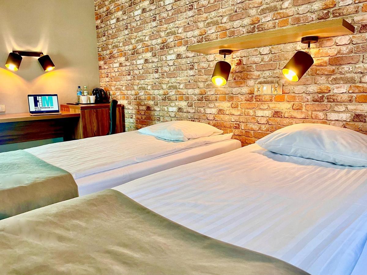 Hotel Mazowiecki Lodz Kültér fotó