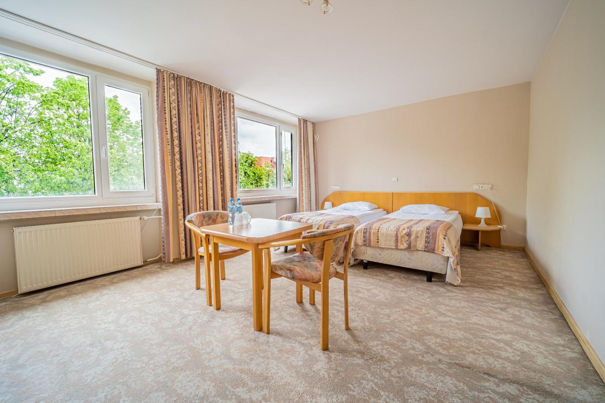 Hotel Mazowiecki Lodz Kültér fotó